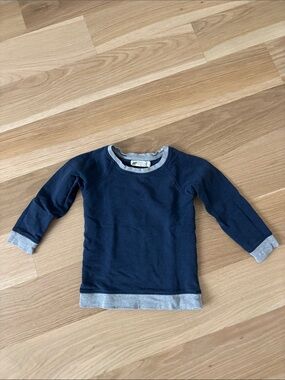 Monica + Andy The Basic Crewneck Sweatshirt in Navy Blue Heather + Heather Grey
